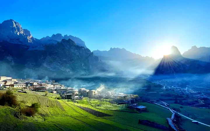 Zagana Travel Guide: Hiking and Drone Photography in Gansu's Hidden Stone Castle